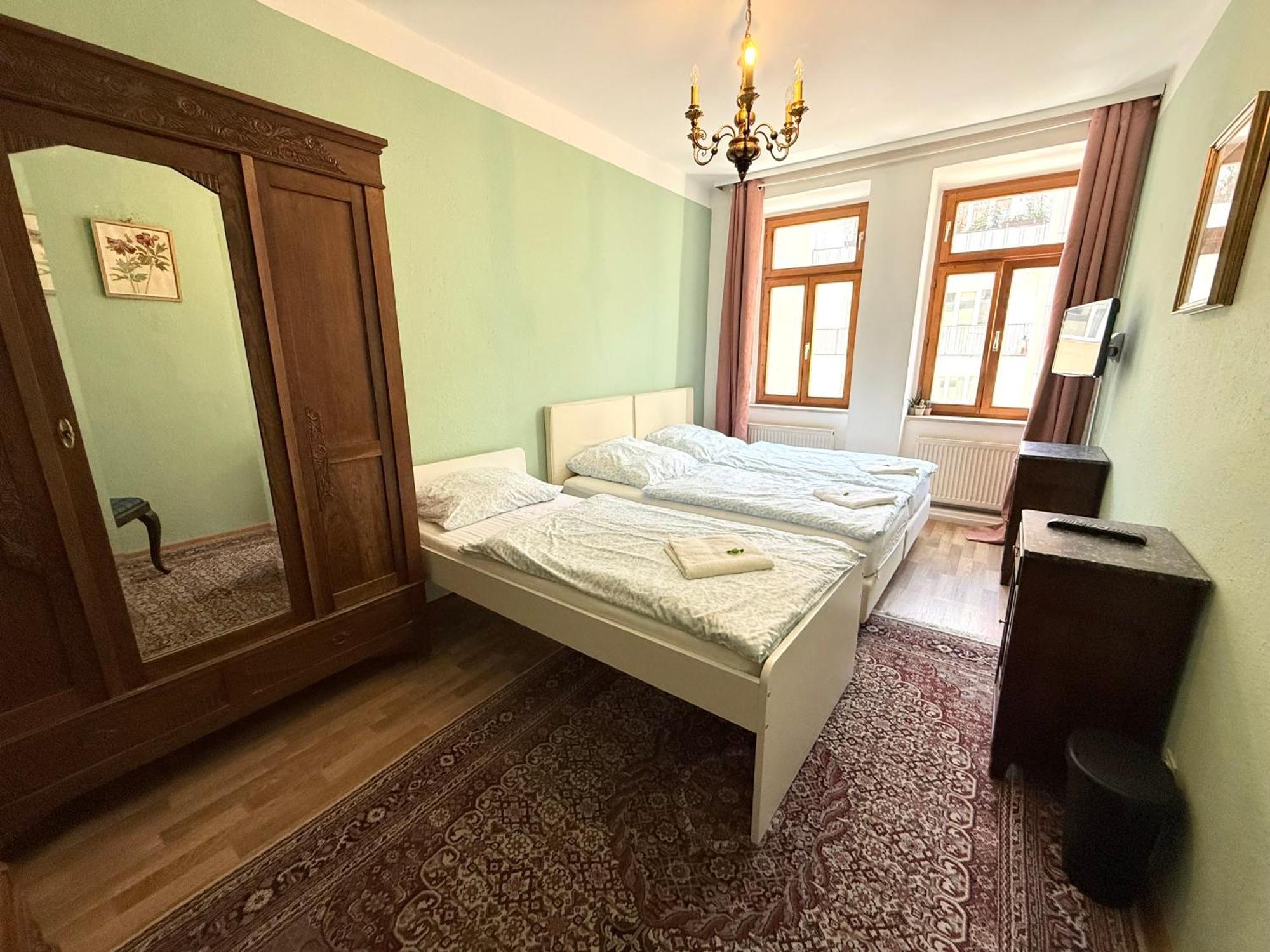 Pension Casa Tempora ميونيخ المظهر الخارجي الصورة