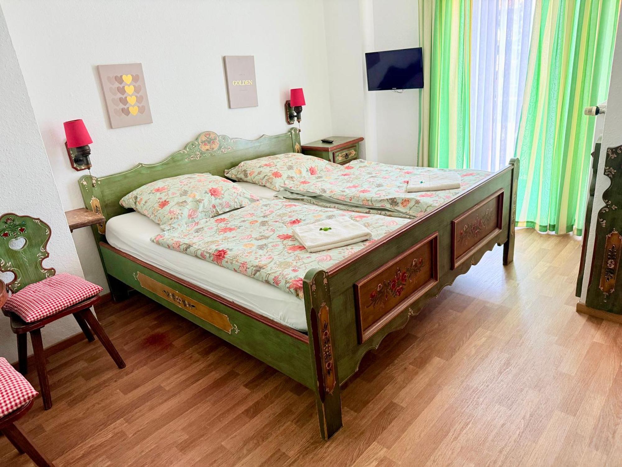 Pension Casa Tempora ميونيخ المظهر الخارجي الصورة